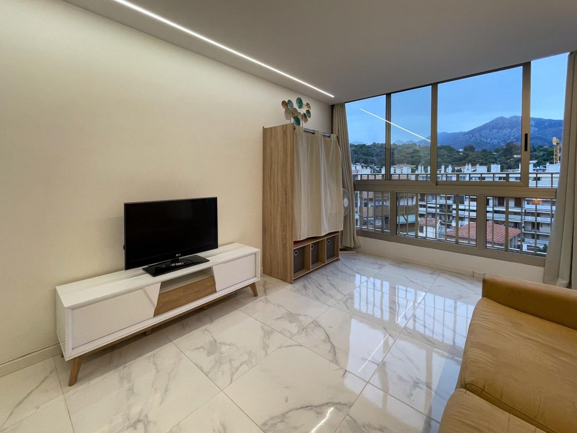 Charmant Studio Avec Vue Montagne Roquebrune-Cap-Martin Dış mekan fotoğraf