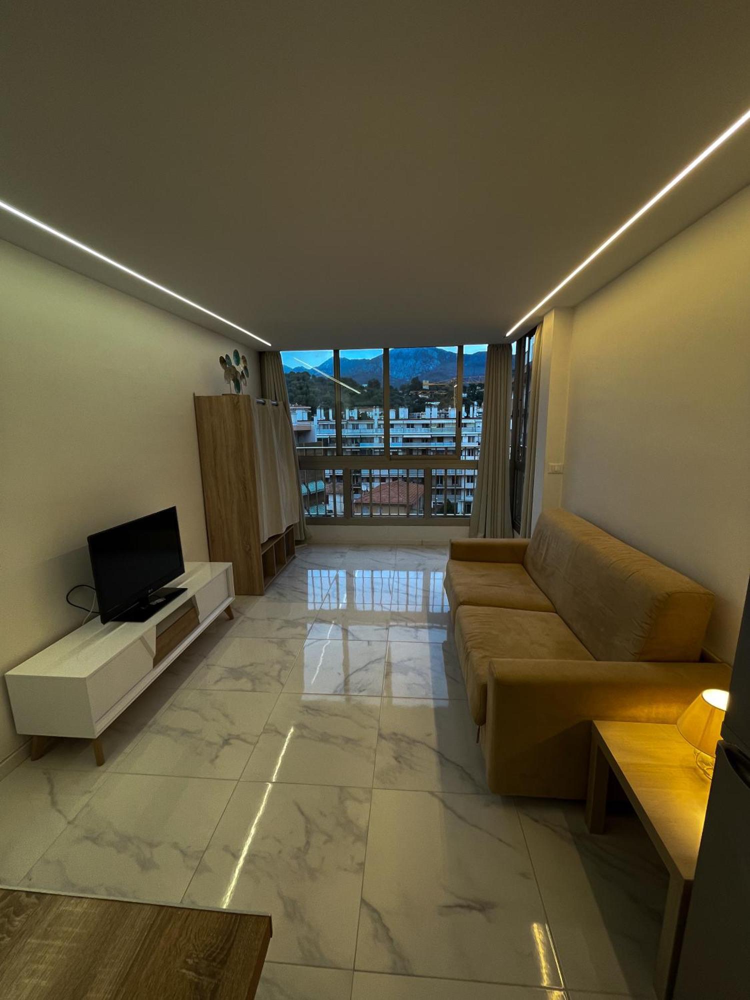 Charmant Studio Avec Vue Montagne Roquebrune-Cap-Martin Dış mekan fotoğraf